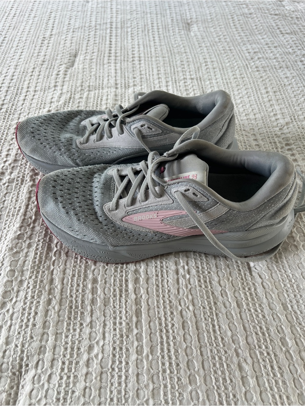 👟 Brooks Adrenaline GTS 24 Running Shoes – Alloy/White/Zephyr – Women’s 9 - Picture 2 of 8